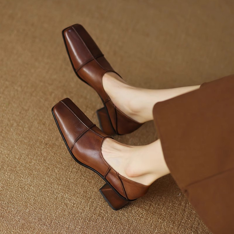 Brown / 8 US | 39 EU